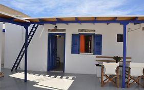 Apollon Studios Hotell